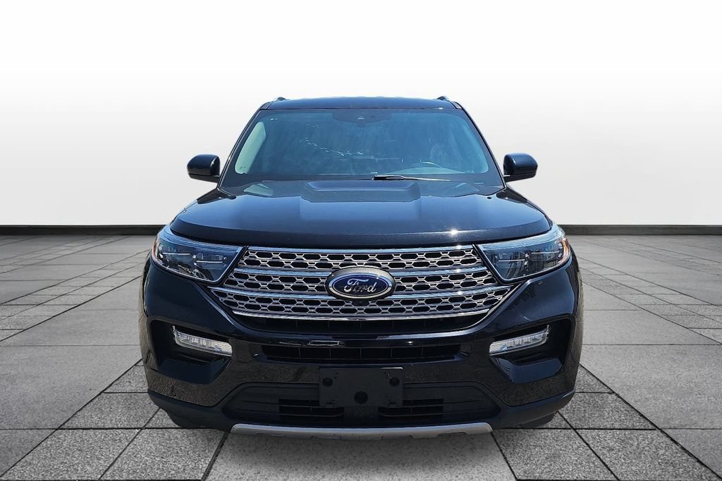 Certified 2024 Ford Explorer Limited AWD/4WD image 2