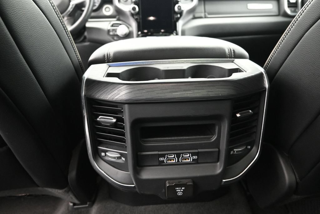 Used 2023 RAM 1500 Laramie AWD/4WD image 18