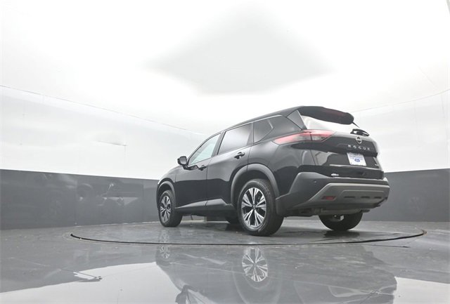 Used 2023 Nissan Rogue SV image 27