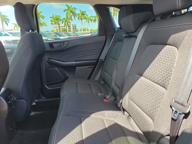 Certified 2025 Ford Escape Active FWD image 15