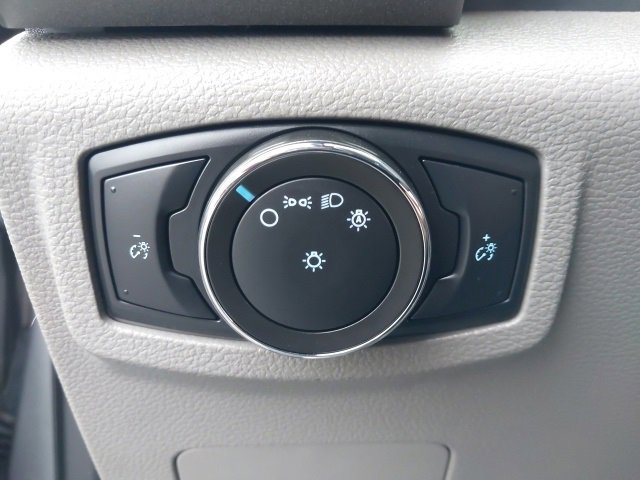 Certified 2022 Ford F350 XL w/ Power Equipment Group image 16