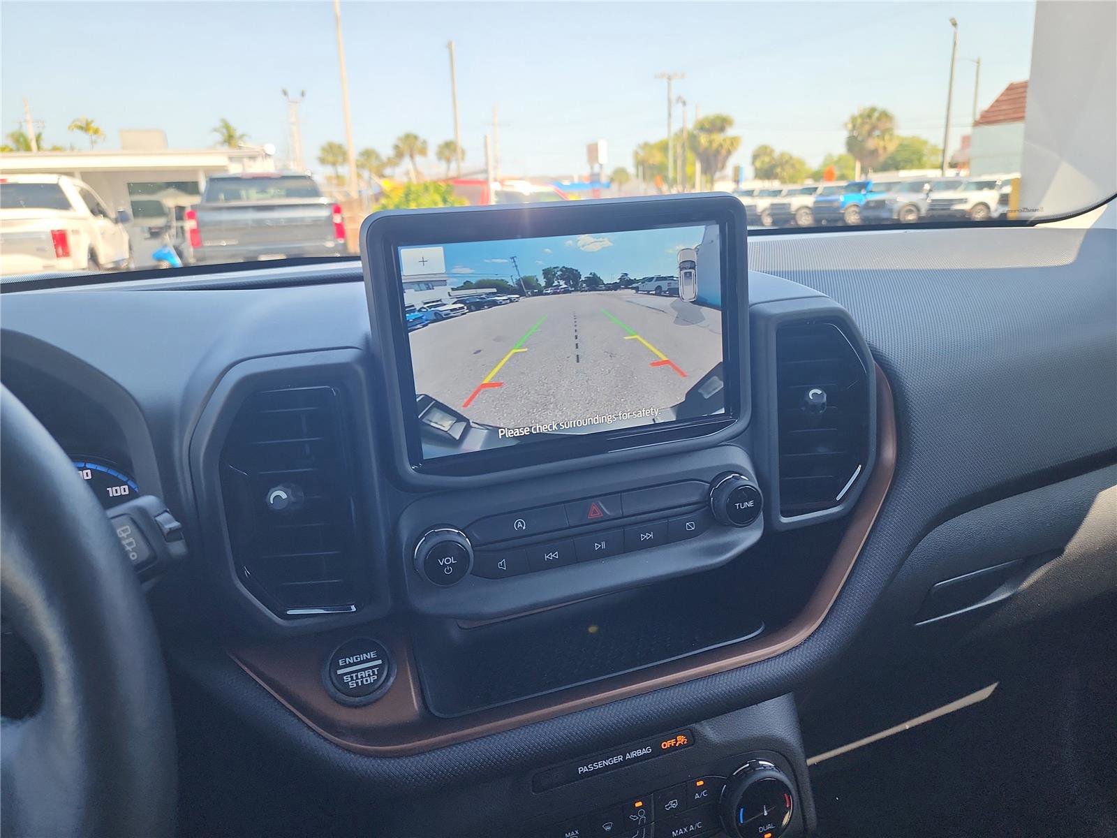 Certified 2022 Ford Bronco Sport Outer Banks w/ Tech Package AWD/4WD image 36