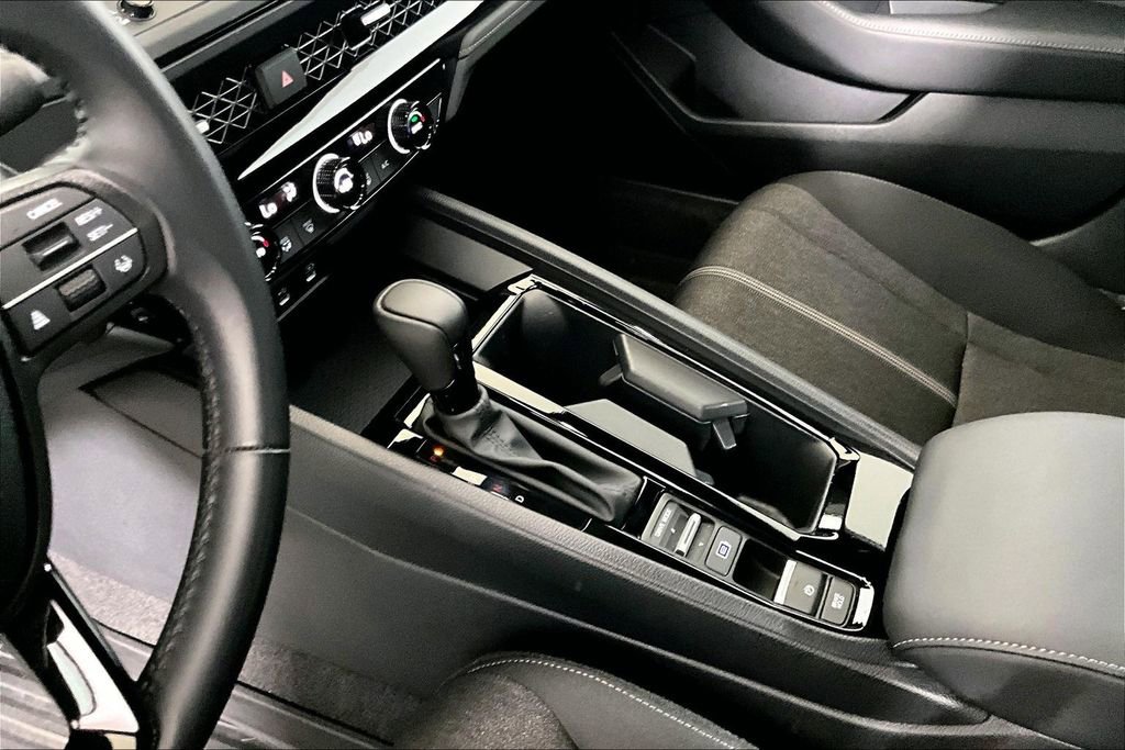 Used 2024 Honda Accord Sport image 13