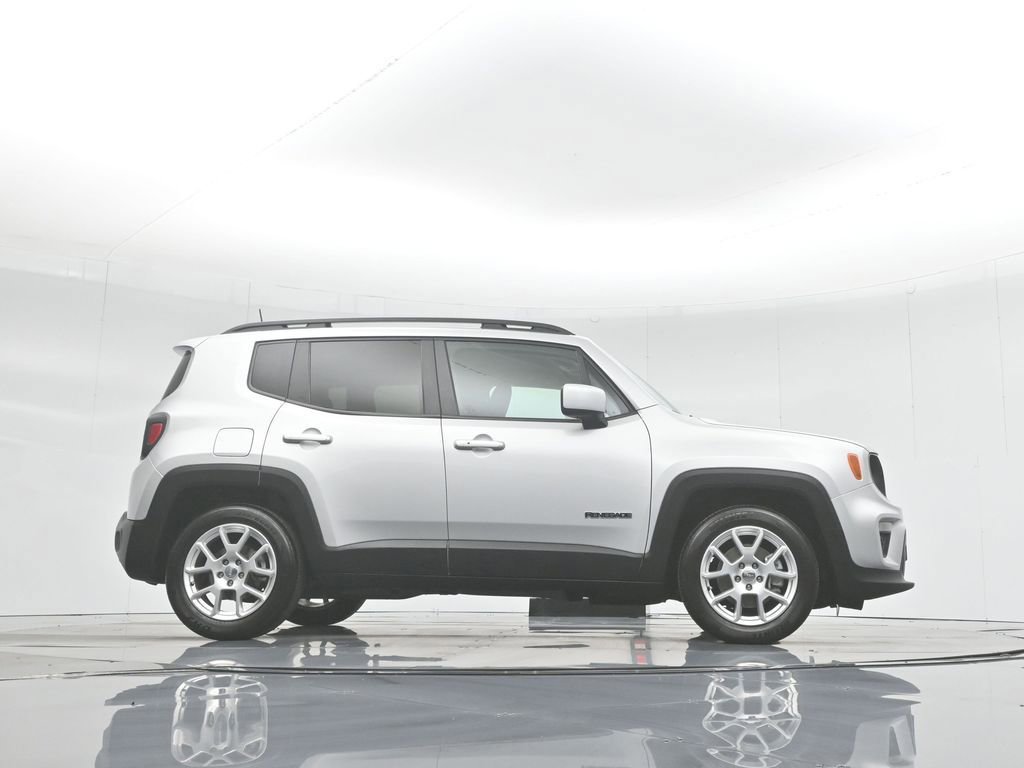 Used 2019 Jeep Renegade Latitude image 12