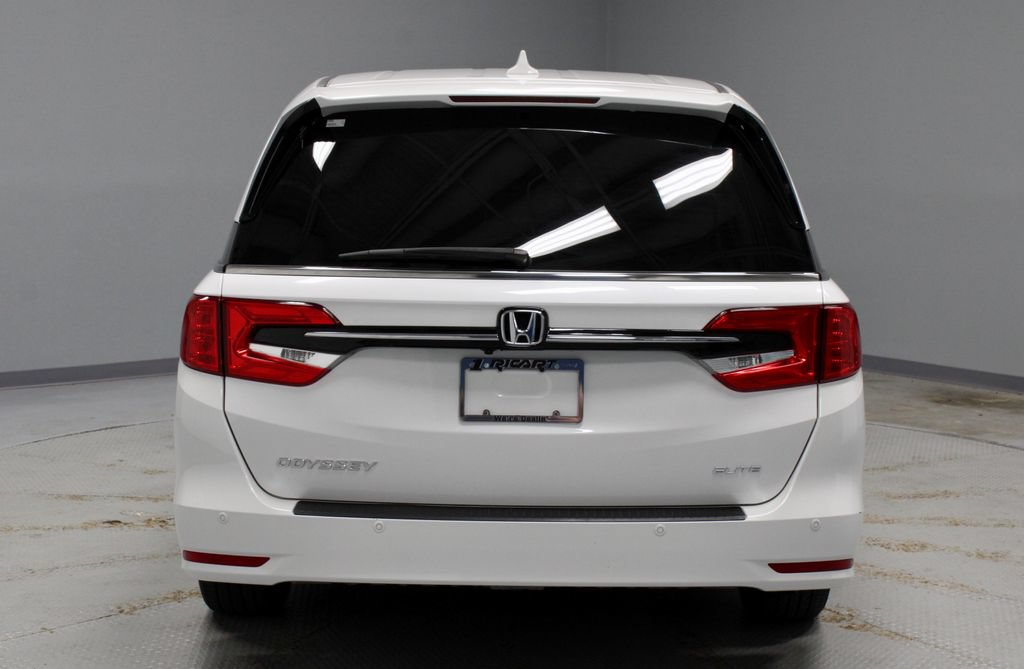 Used 2024 Honda Odyssey Elite image 12