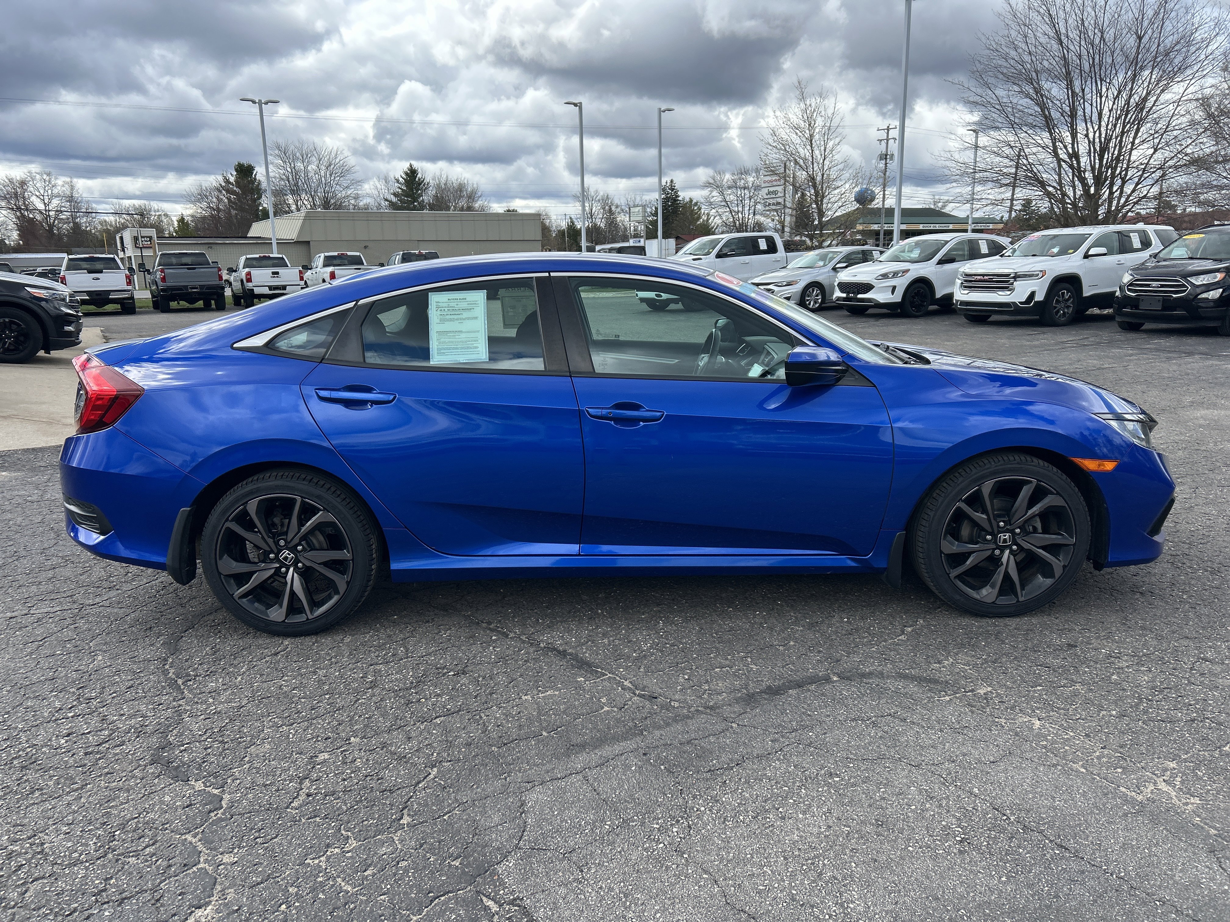 Used 2020 Honda Civic Sport image 2