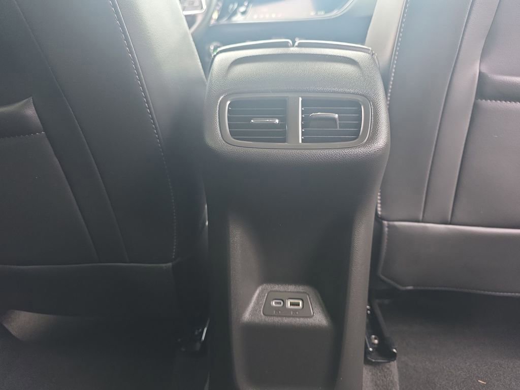 Used 2023 Buick Envision Essence AWD/4WD image 37