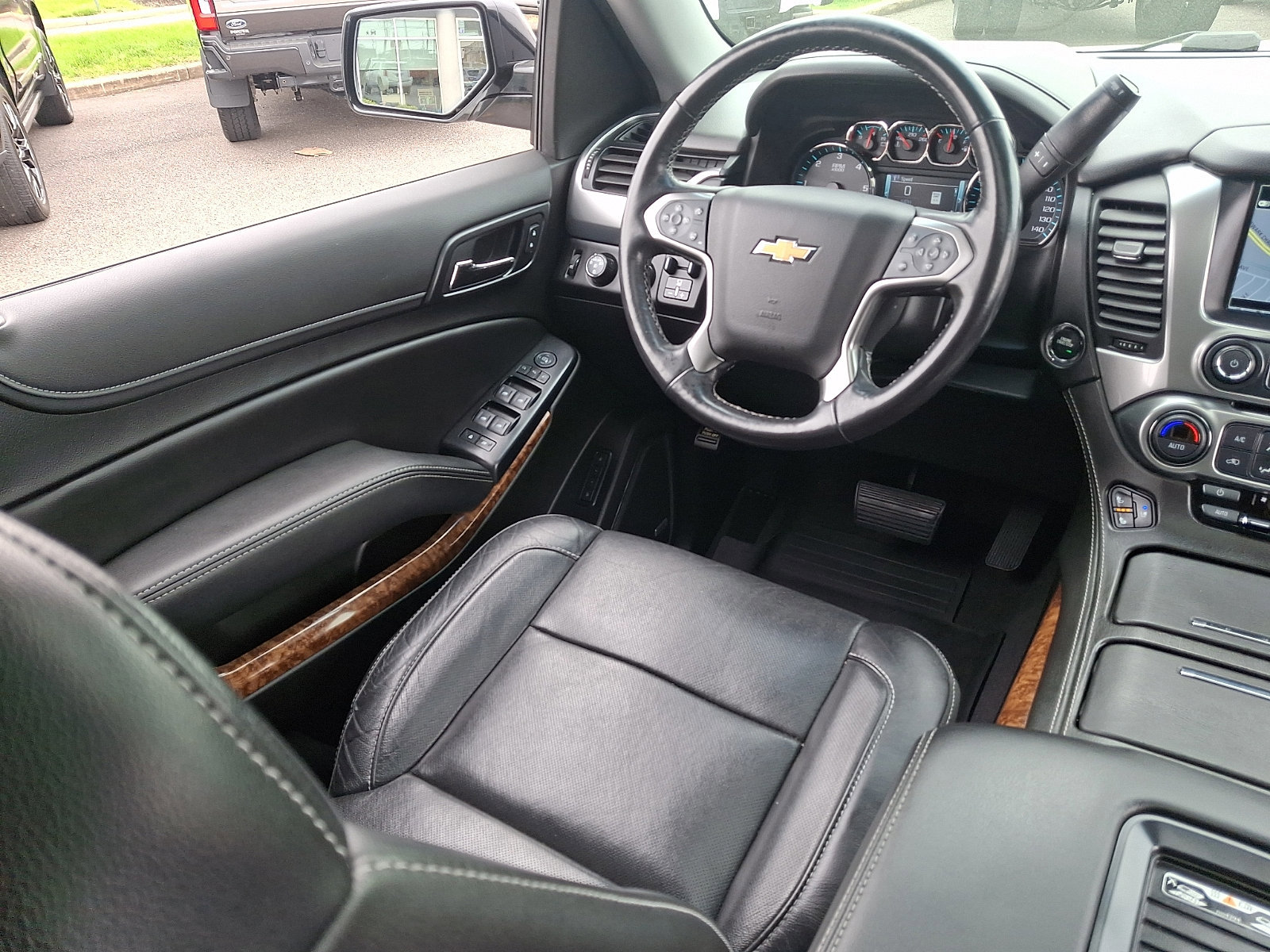 Used 2019 Chevrolet Tahoe Premier image 13