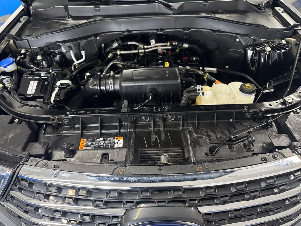 Certified 2023 Ford Explorer XLT w/ Equipment Group 202A AWD/4WD image 26