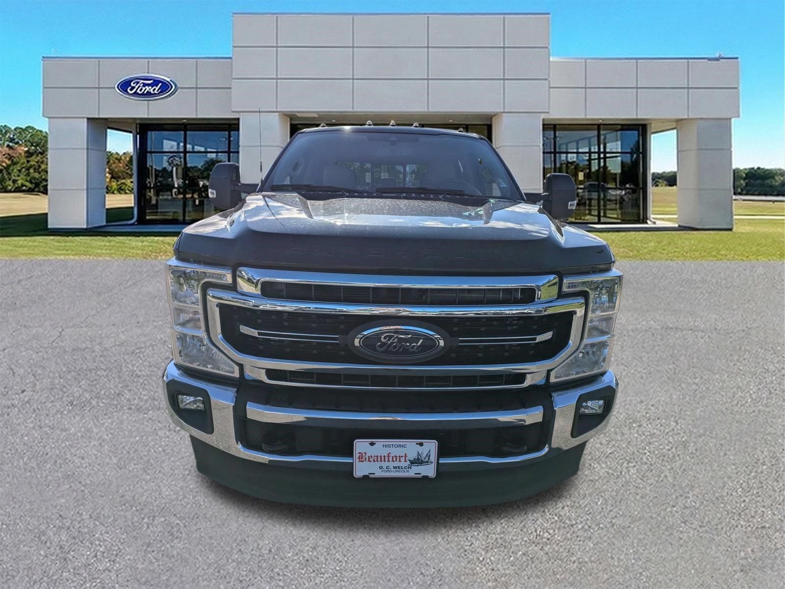 Certified 2022 Ford F250 Lariat w/ Lariat Value Package AWD/4WD image 9