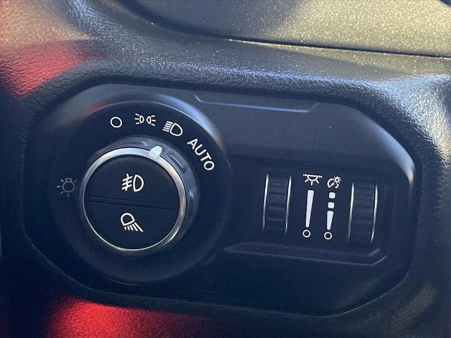 Used 2022 Jeep Gladiator Mojave w/ LED Lighting Group image 18