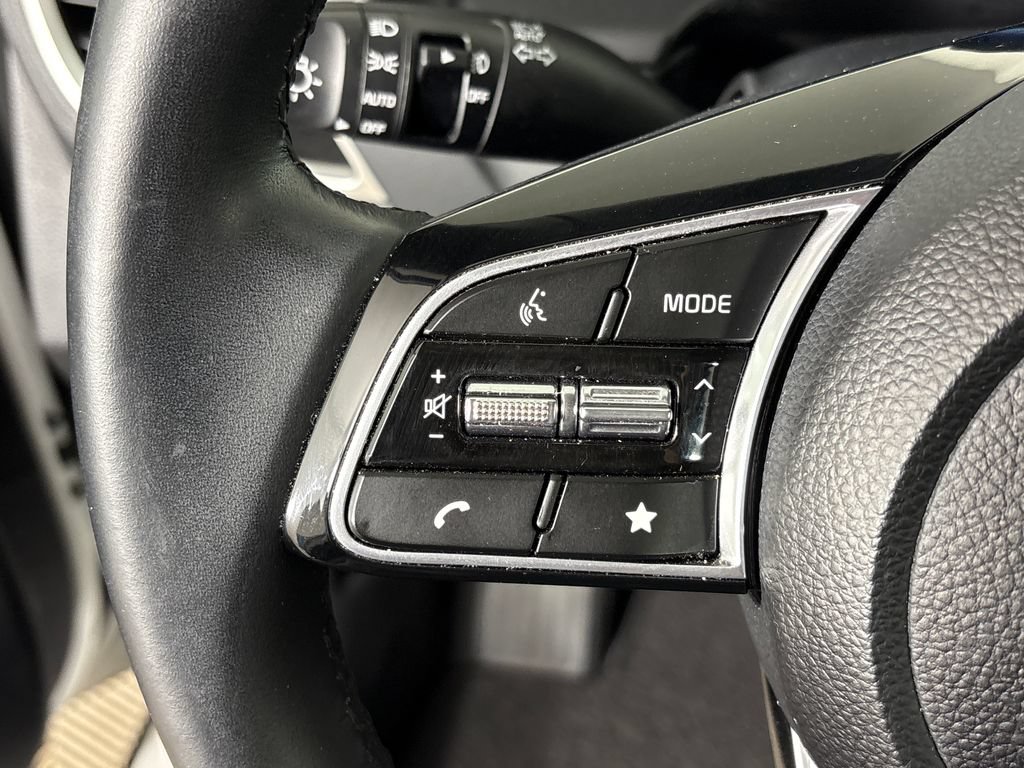 Used 2025 Kia Seltos EX w/ EX Sunroof Package AWD/4WD image 18