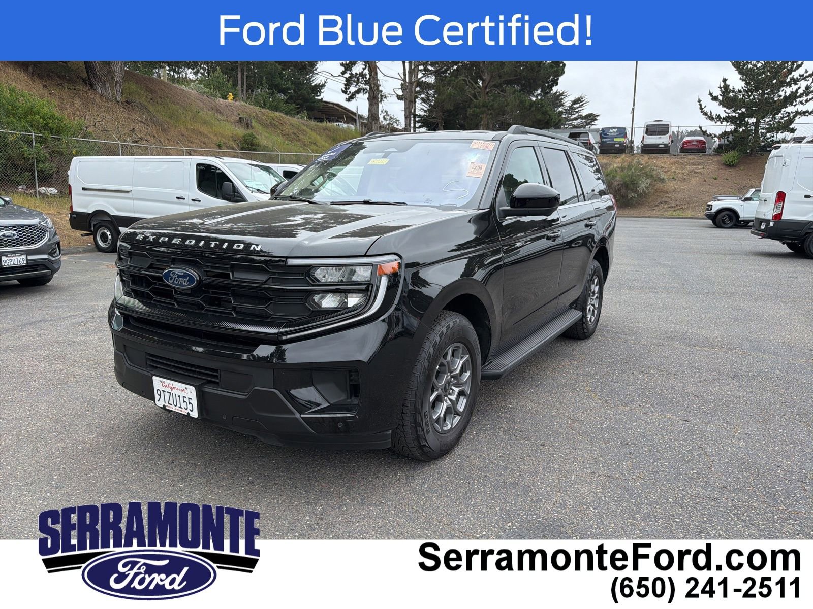 Certified 2025 Ford Expedition Active AWD/4WD image 3