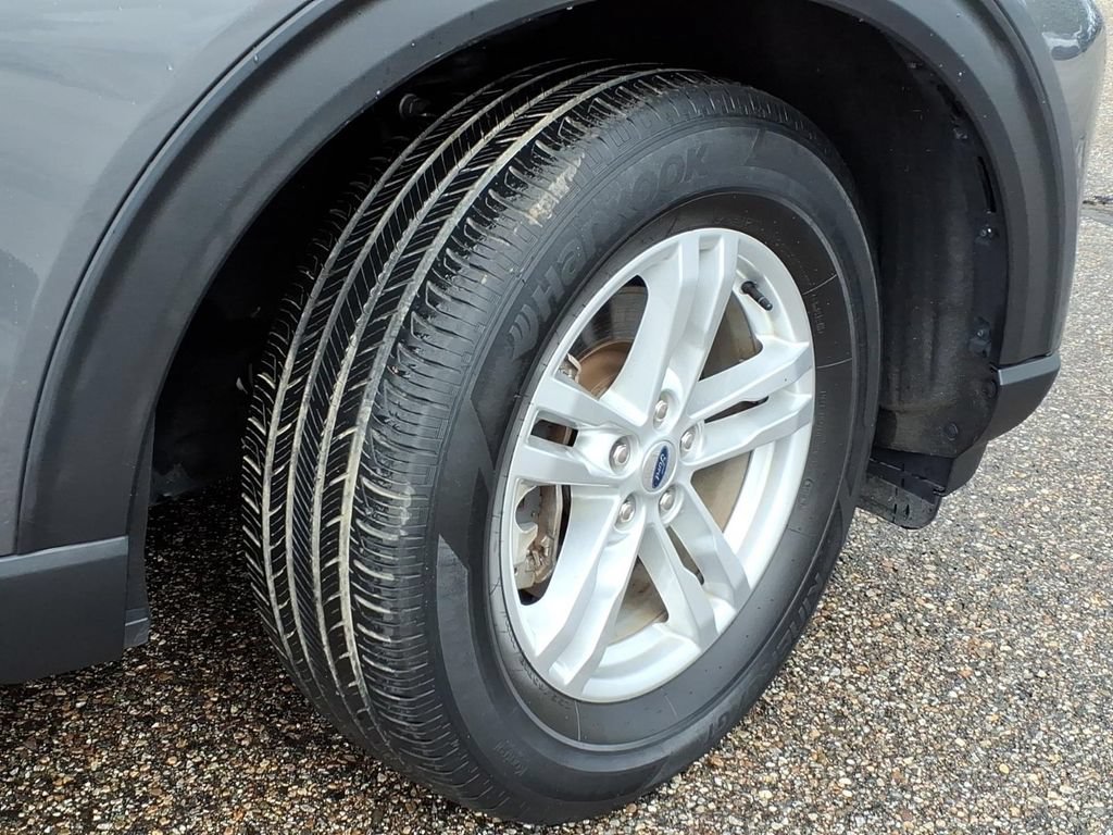 Certified 2023 Ford Explorer XLT AWD/4WD image 9