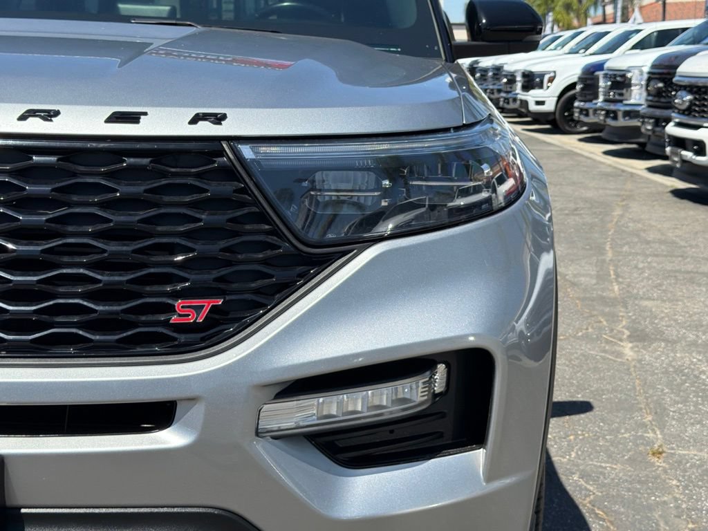Certified 2023 Ford Explorer ST w/ Equipment Group 401A AWD/4WD image 15