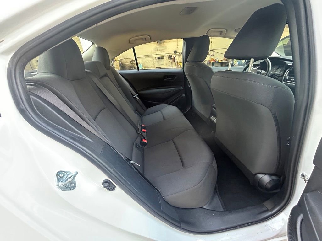 Used 2024 Toyota Corolla LE image 28