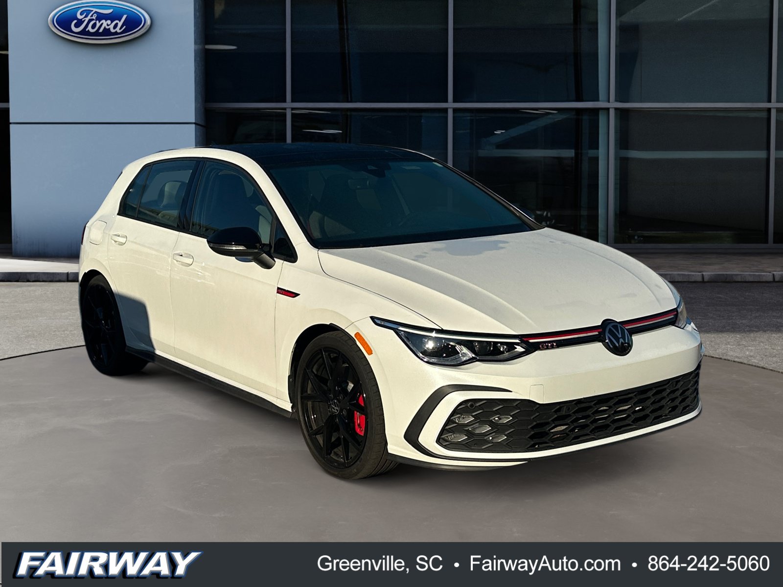 Used 2024 Volkswagen GTI SE FWD image 3