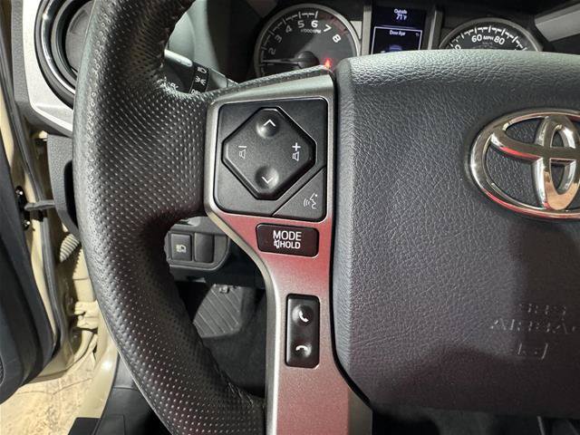 Used 2018 Toyota Tacoma SR5 RWD image 15