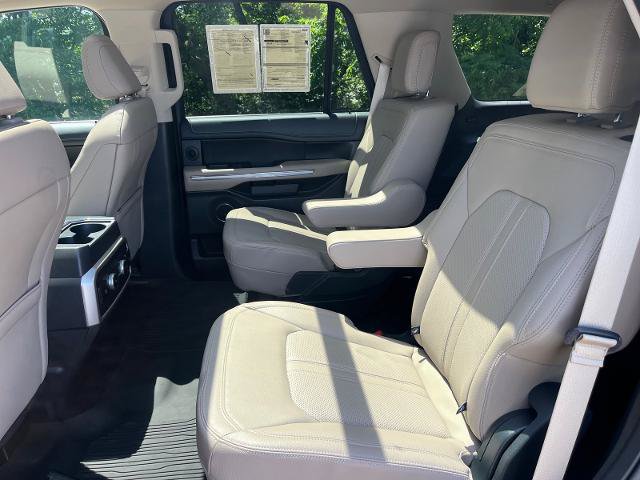 Certified 2024 Ford Expedition Limited w/ Excursion Package AWD/4WD image 17