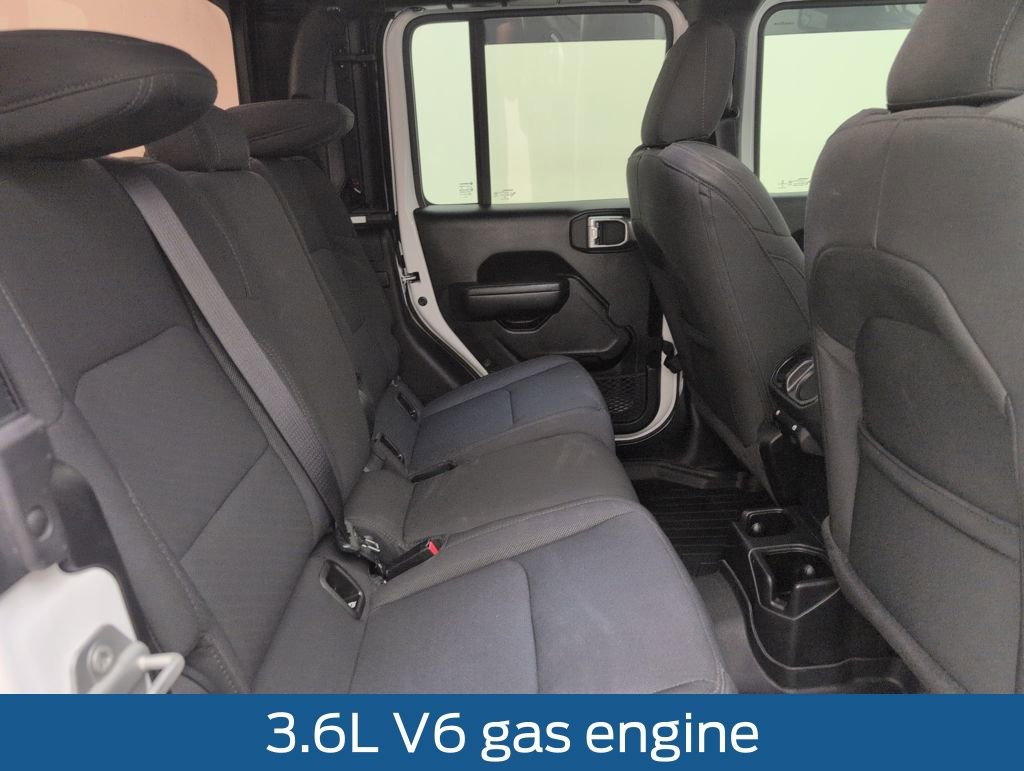 Used 2022 Jeep Gladiator Sport image 18