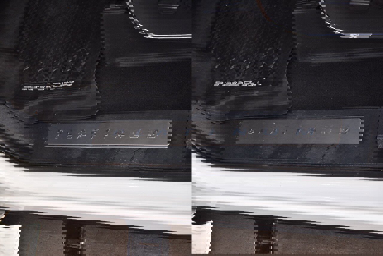 Certified 2024 Ford F250 Platinum image 41