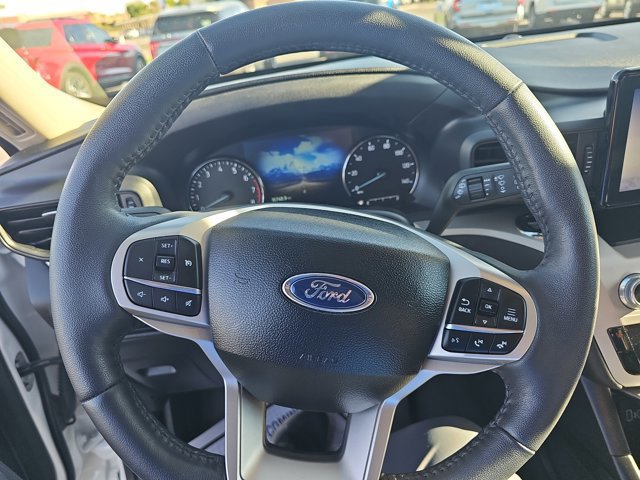 Certified 2023 Ford Explorer XLT image 12