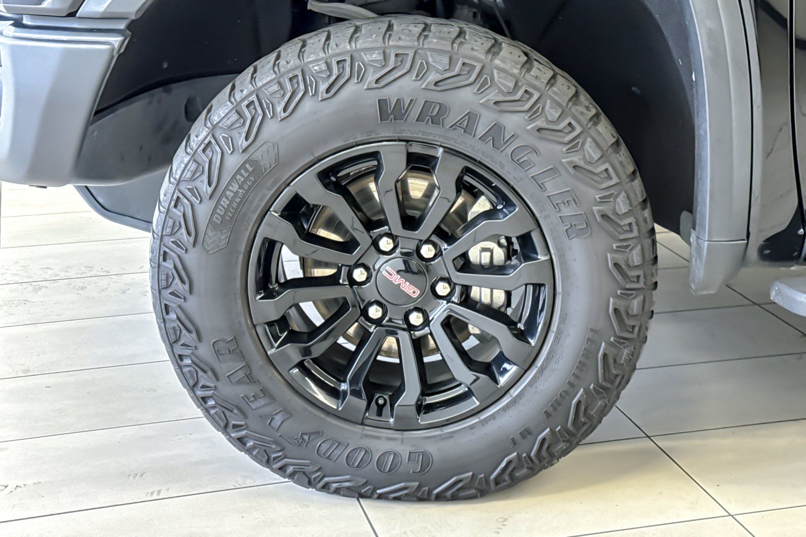 Used 2023 GMC Sierra 1500 AT4X AWD/4WD image 26