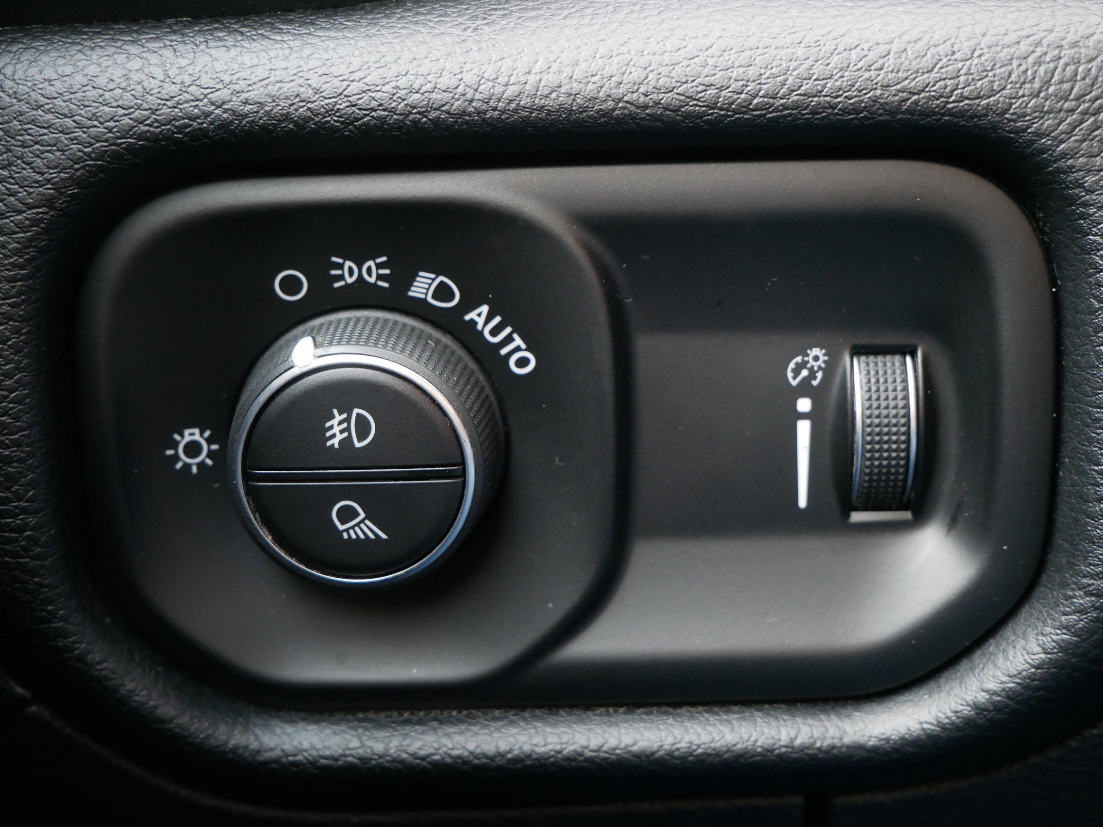 Used 2020 RAM 1500 Big Horn image 27