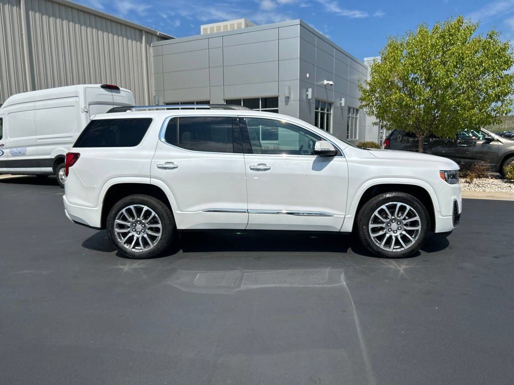 Used 2023 GMC Acadia Denali w/ Denali Technology Package AWD/4WD image 6