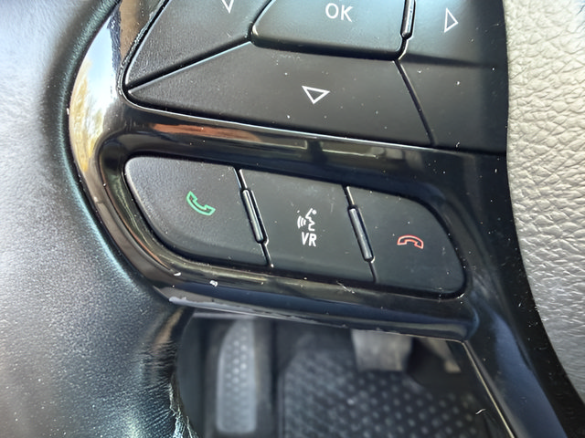 Used 2020 Jeep Cherokee Latitude Plus AWD/4WD image 15