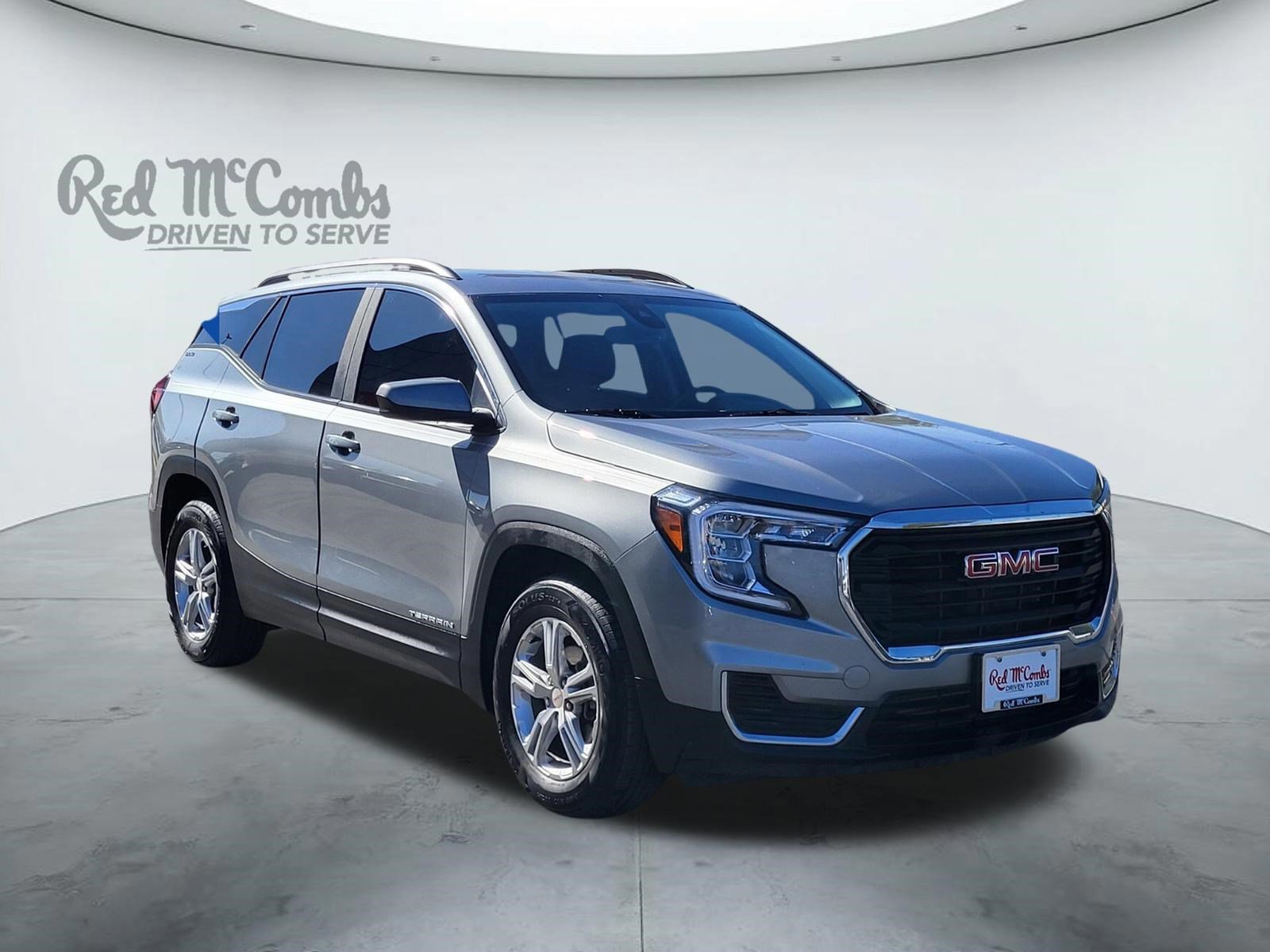 Used 2023 GMC Terrain SLE w/ Driver Convenience Package