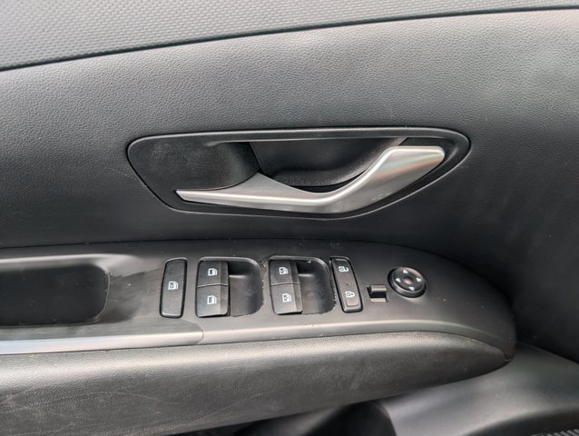Used 2022 Hyundai Santa Cruz SEL Premium AWD/4WD image 19