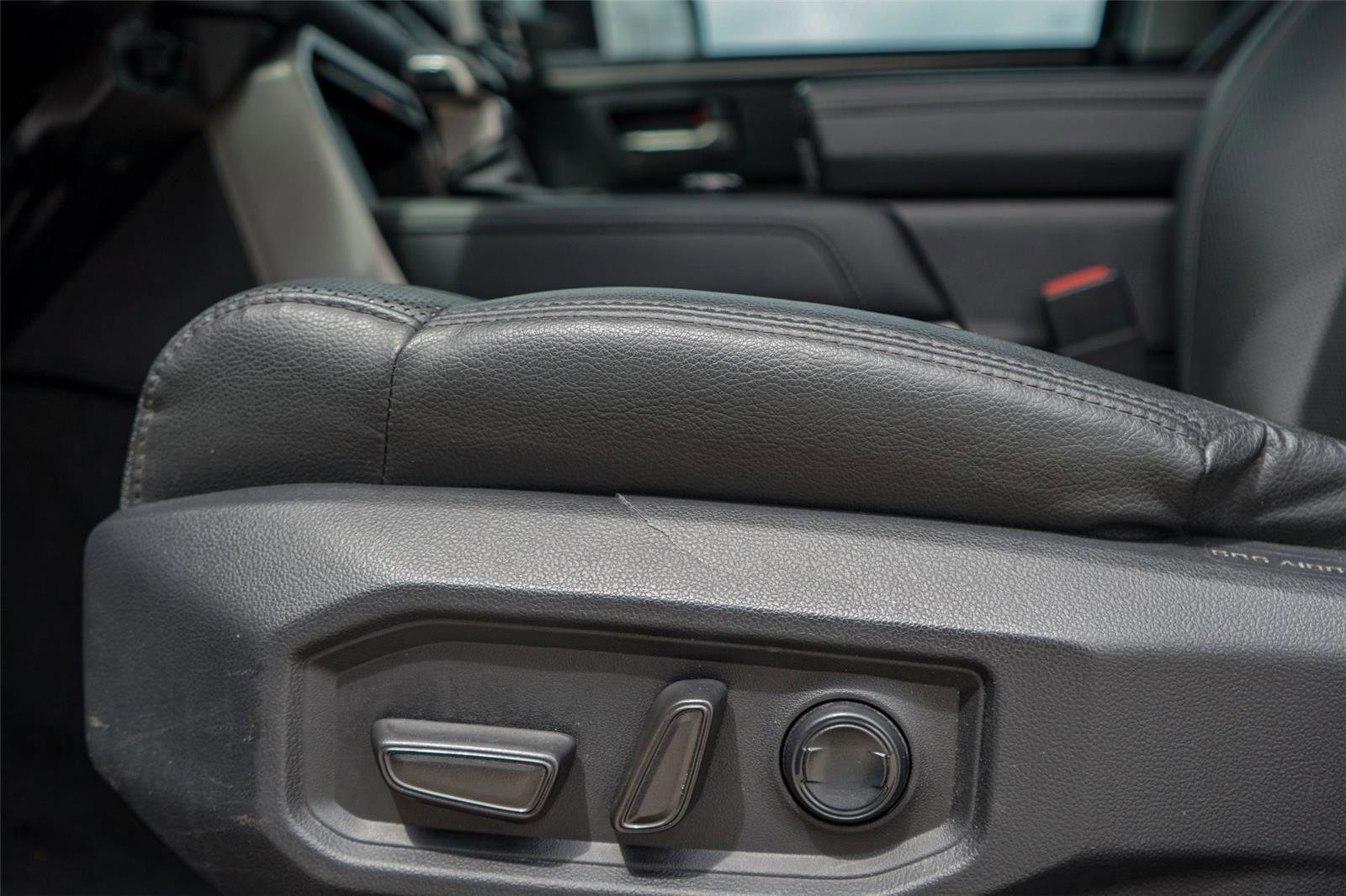 Used 2024 Toyota Tundra Limited image 22