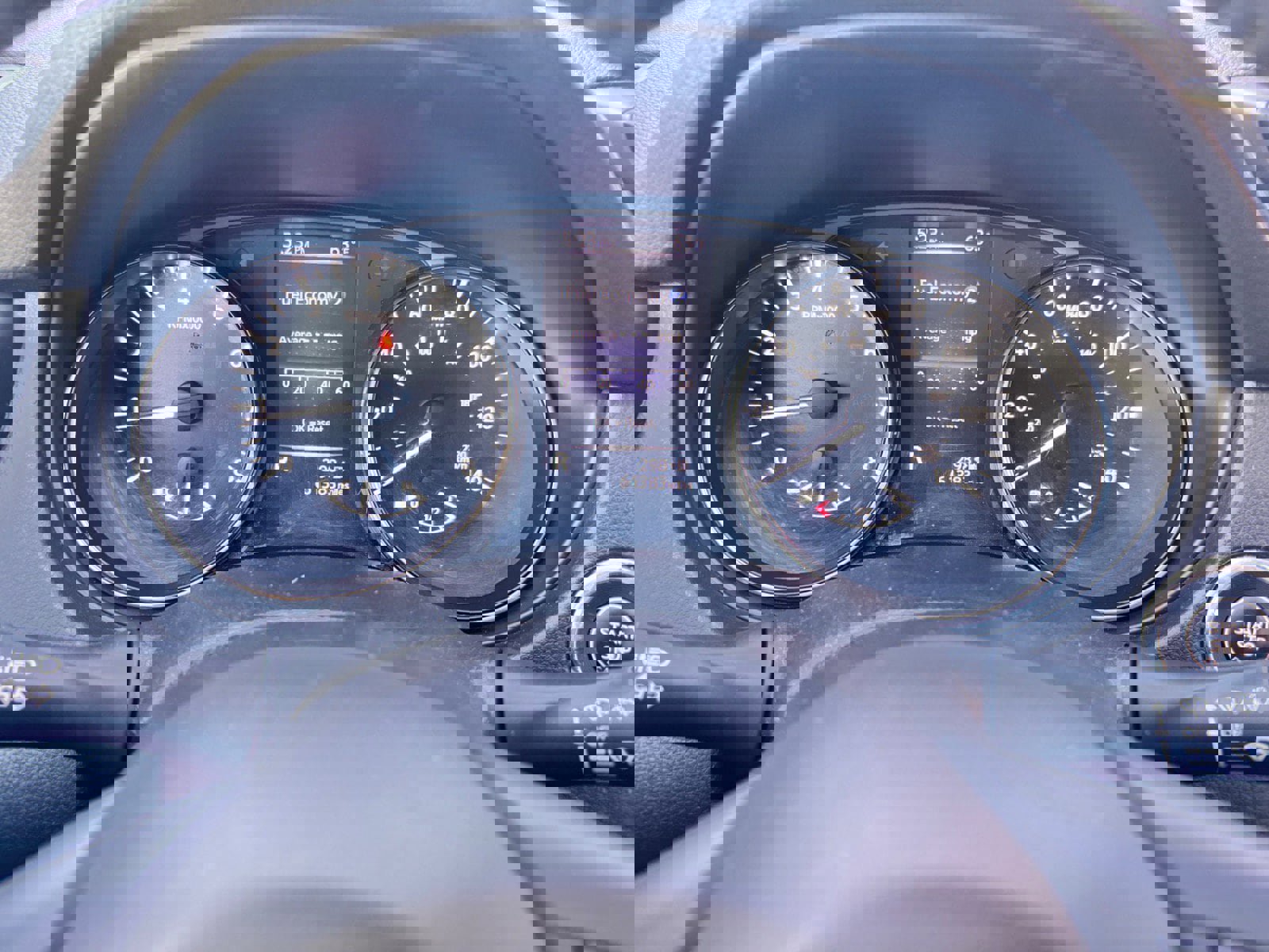 Used 2017 Nissan Rogue Sport SL w/ SL Premium Package image 30