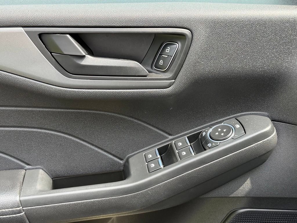 Certified 2023 Ford Escape Active AWD/4WD image 19