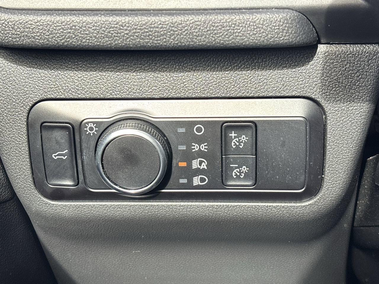 Certified 2023 Ford Escape ST-Line w/ Cold Weather Package image 20