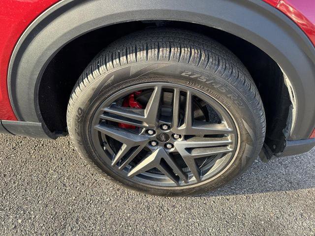 Certified 2025 Ford Explorer ST-Line w/ Premium Package image 9