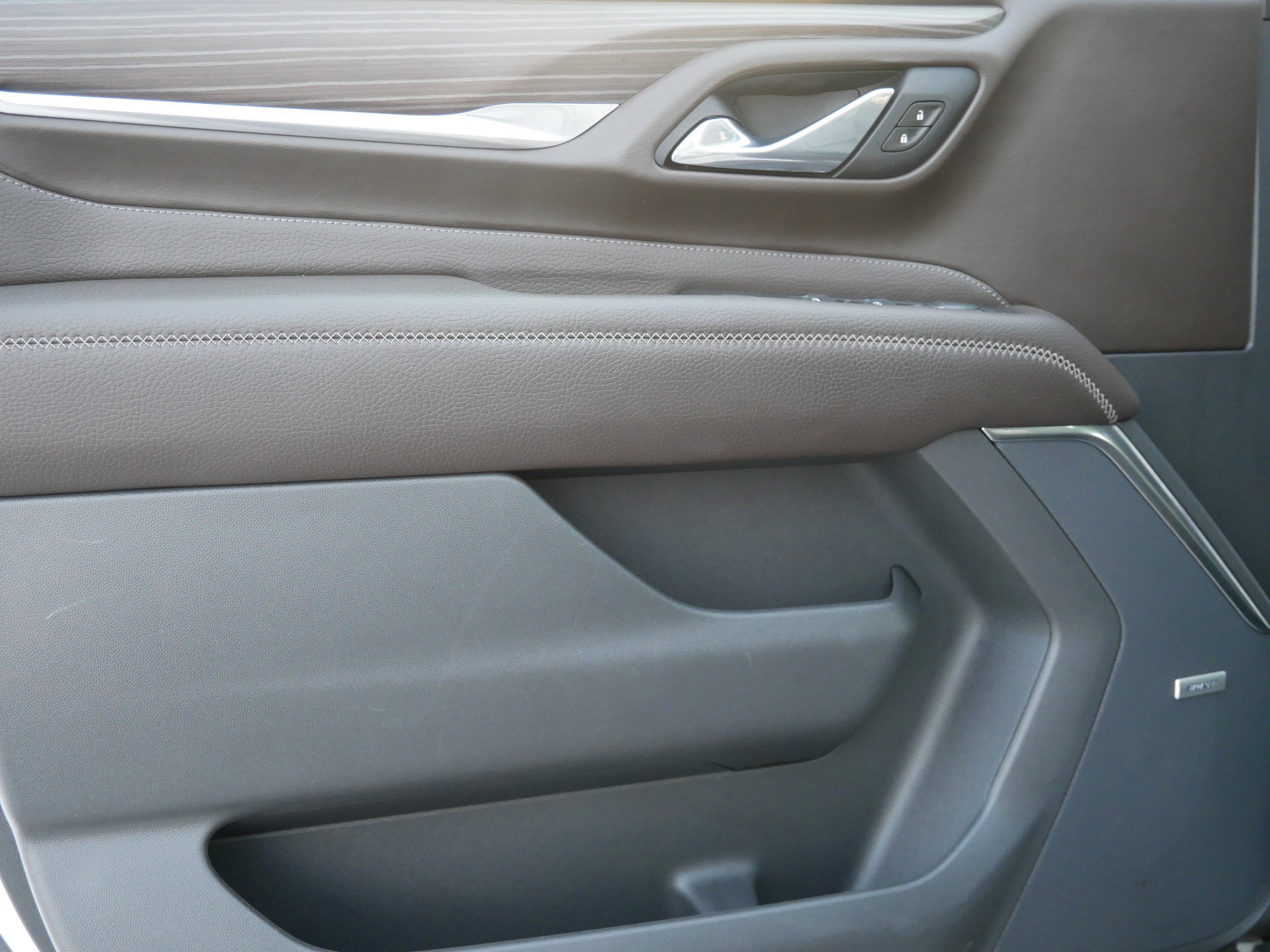 Used 2021 GMC Yukon Denali image 9