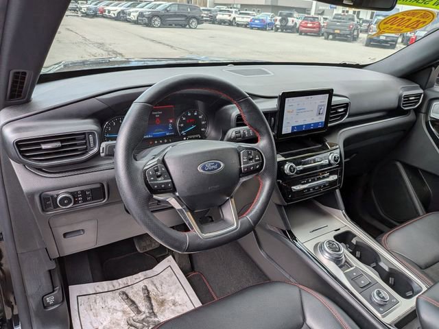 Certified 2023 Ford Explorer ST-Line w/ Class IV Trailer Tow Package image 7