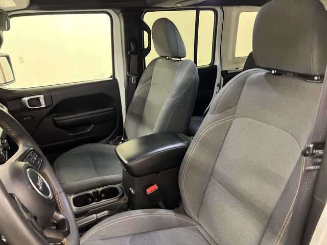 Used 2024 Jeep Wrangler Unlimited AWD/4WD image 8