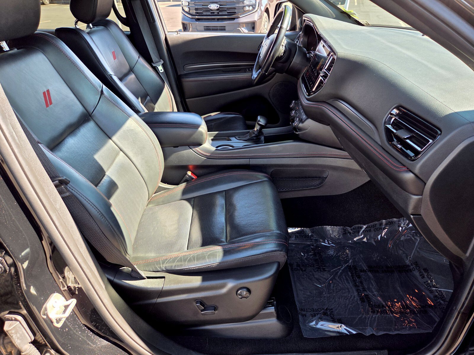 Used 2024 Dodge Durango GT RWD image 17