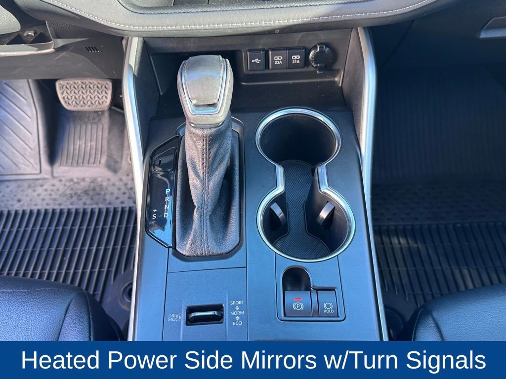 Used 2021 Toyota Highlander XLE image 15