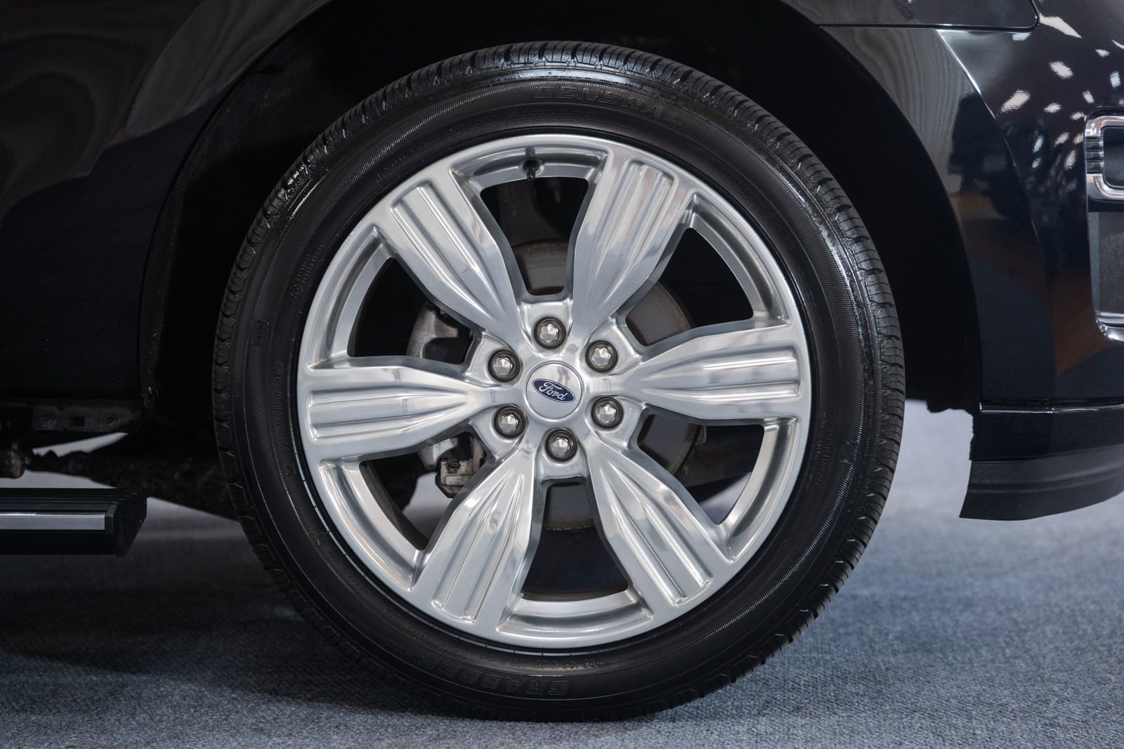 Certified 2023 Ford Expedition Platinum AWD/4WD image 20
