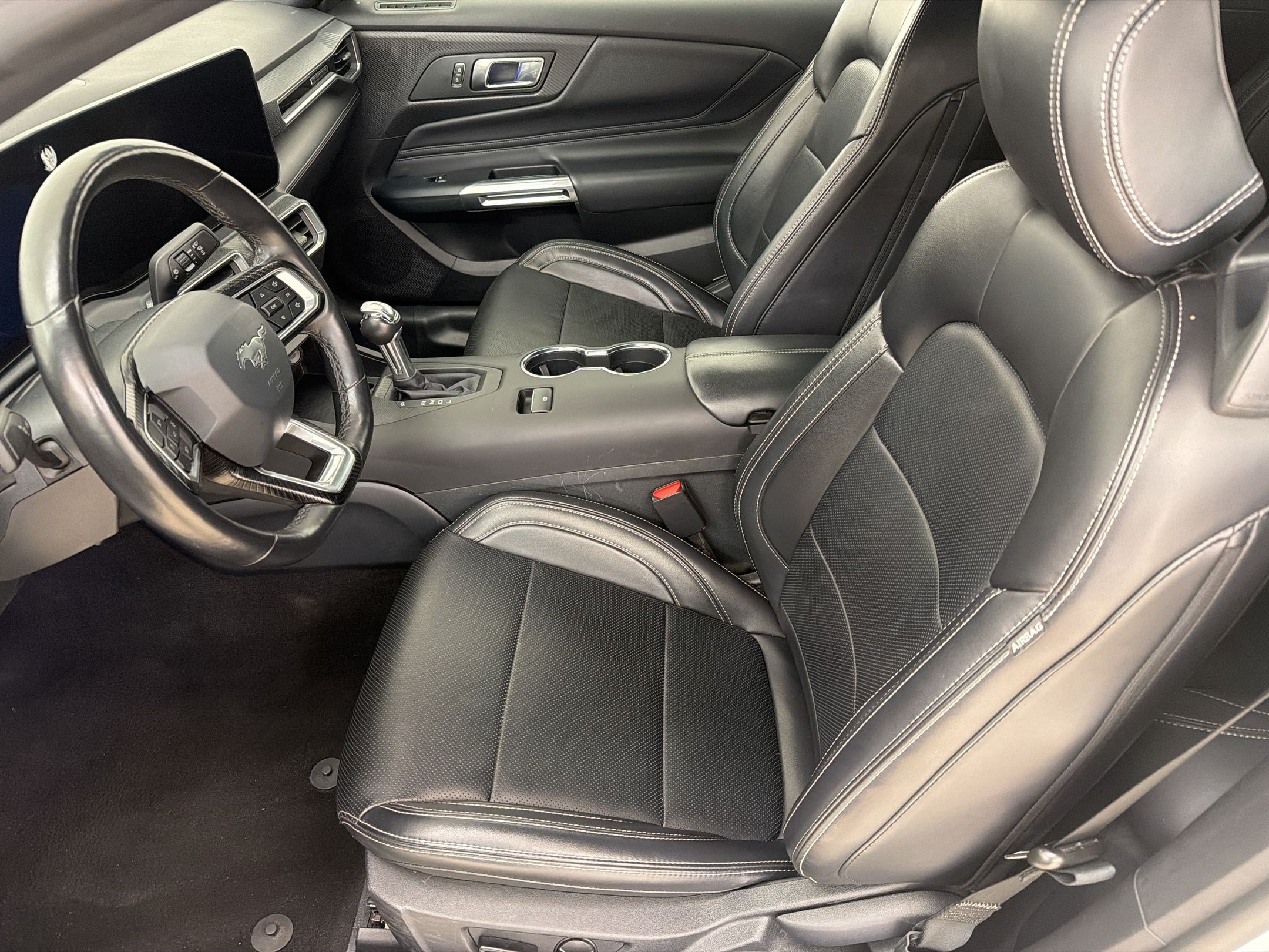 Certified 2025 Ford Mustang Premium RWD image 5