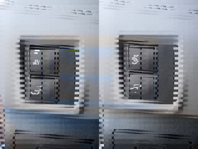 Used 2022 Toyota Highlander XLE image 25