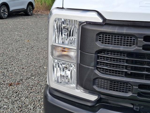 Certified 2026 Ford F250 XL AWD/4WD image 9