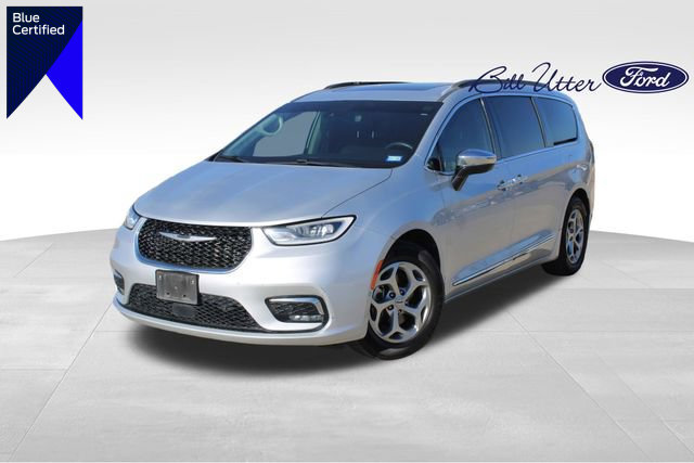 Used 2023 Chrysler Pacifica Limited image 1