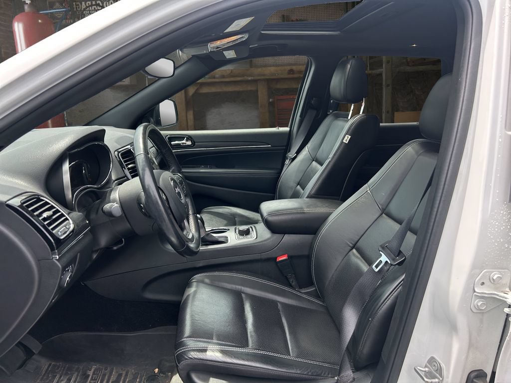 Used 2021 Jeep Grand Cherokee Limited w/ Quick Order Package 28K 80th AWD/4WD image 19