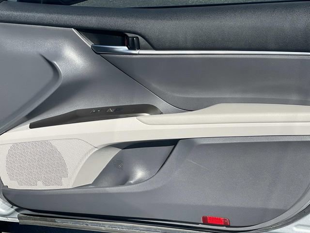 Used 2023 Toyota Camry SE FWD image 33