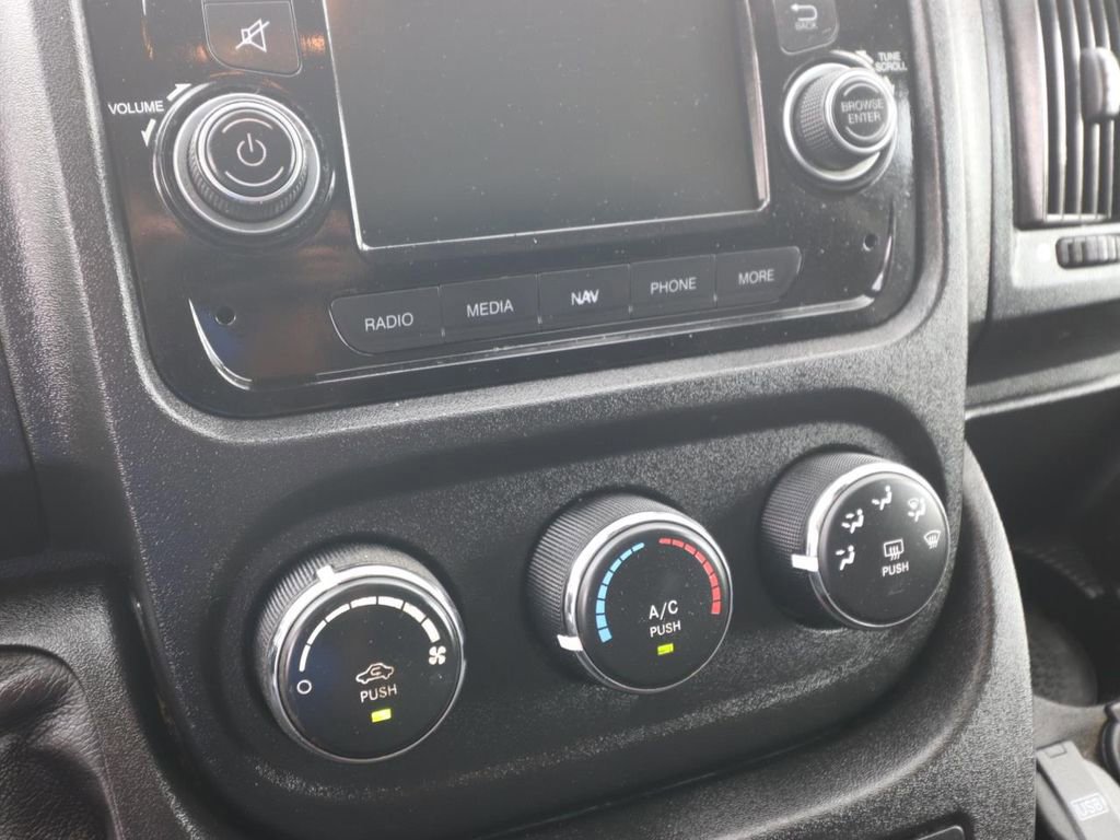 Used 2021 RAM ProMaster 2500 w/ Convenience Group image 21